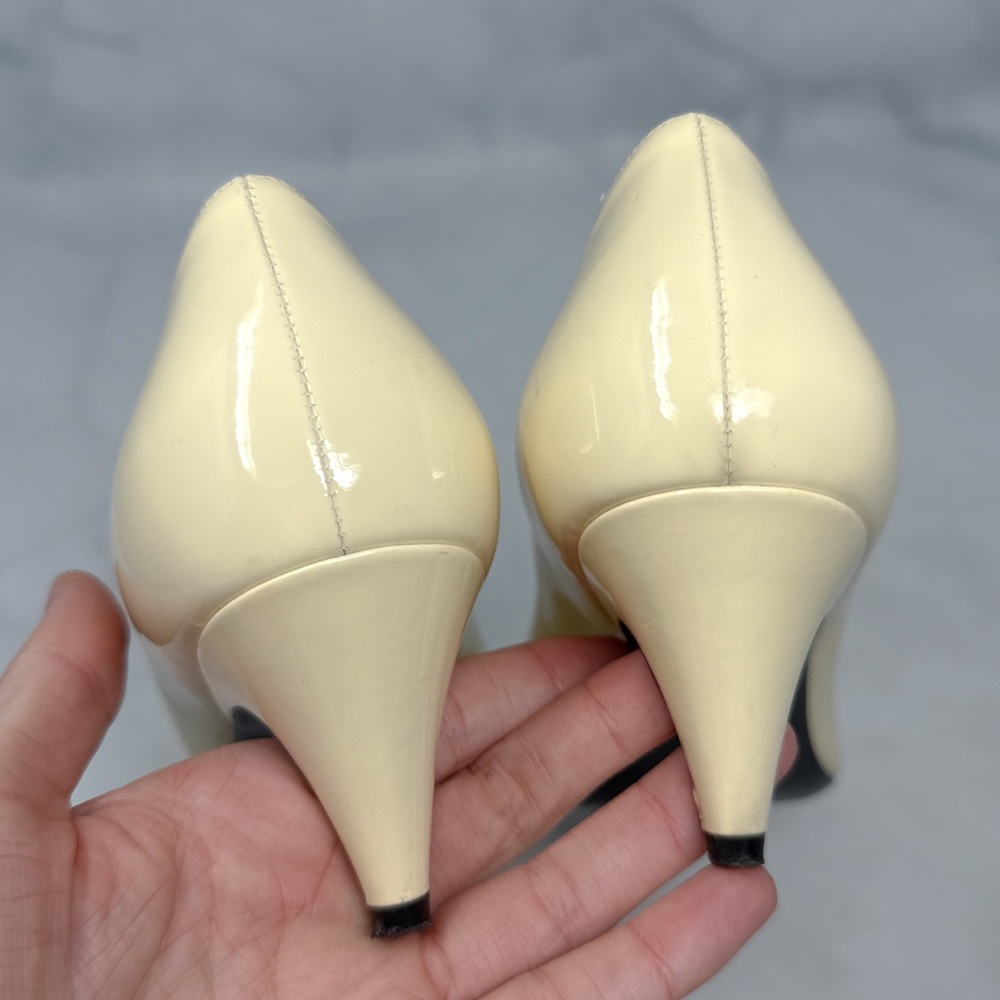 Saint Laurent Charlotte 55 Patent Leather Pointed Toe Kitten Heel Pumps Ivory - Picture 7 of 15